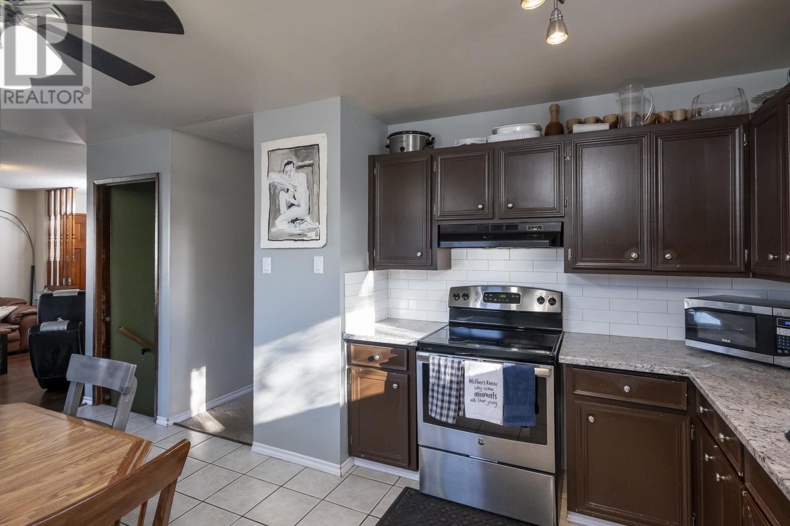 522 Redwood Undefined W, Thunder Bay, Ontario  P7C 5A3 - Photo 13 - TB253660