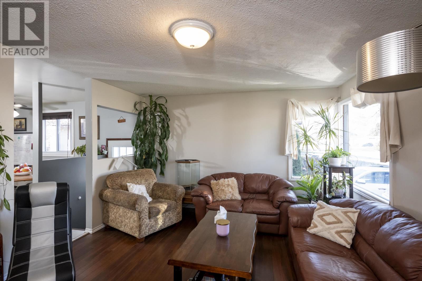 522 Redwood Undefined W, Thunder Bay, Ontario  P7C 5A3 - Photo 20 - TB253660