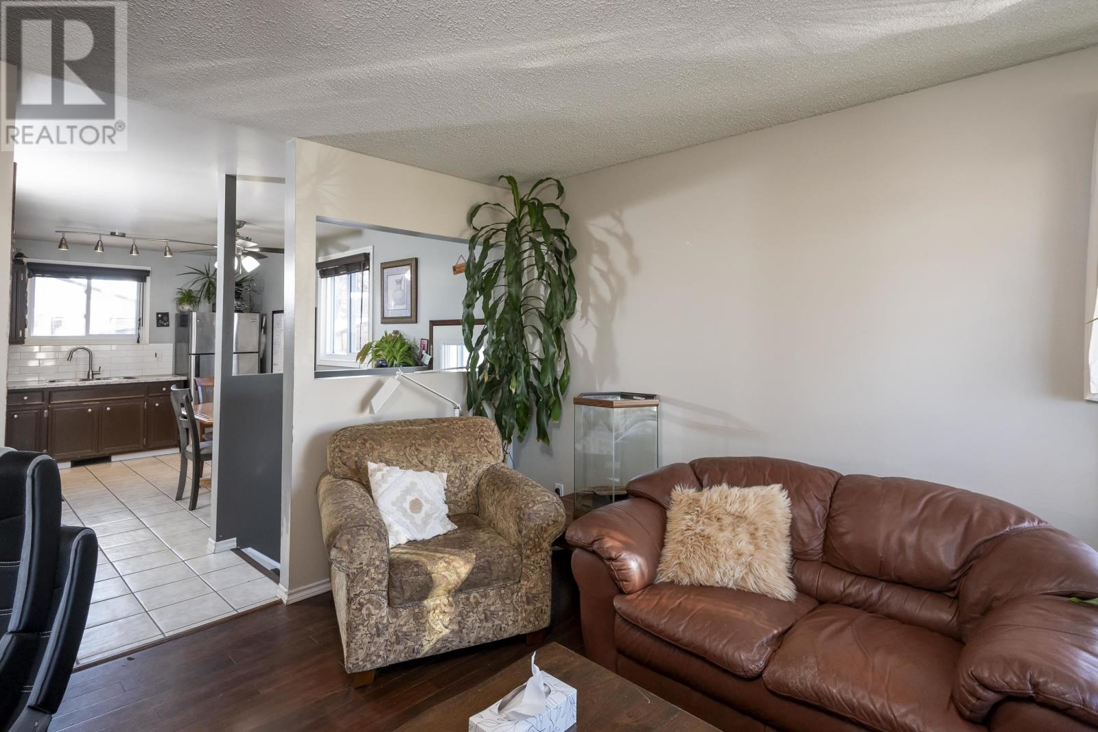 522 Redwood Undefined W, Thunder Bay, Ontario  P7C 5A3 - Photo 24 - TB253660