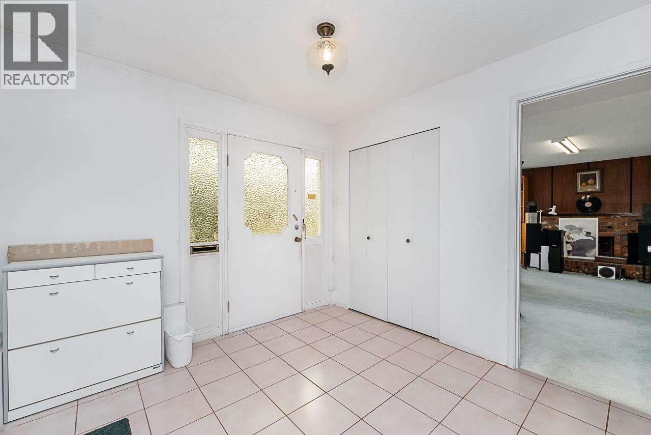 8391 Rideau Drive, Richmond, British Columbia  V7A 4M6 - Photo 25 - R3074799