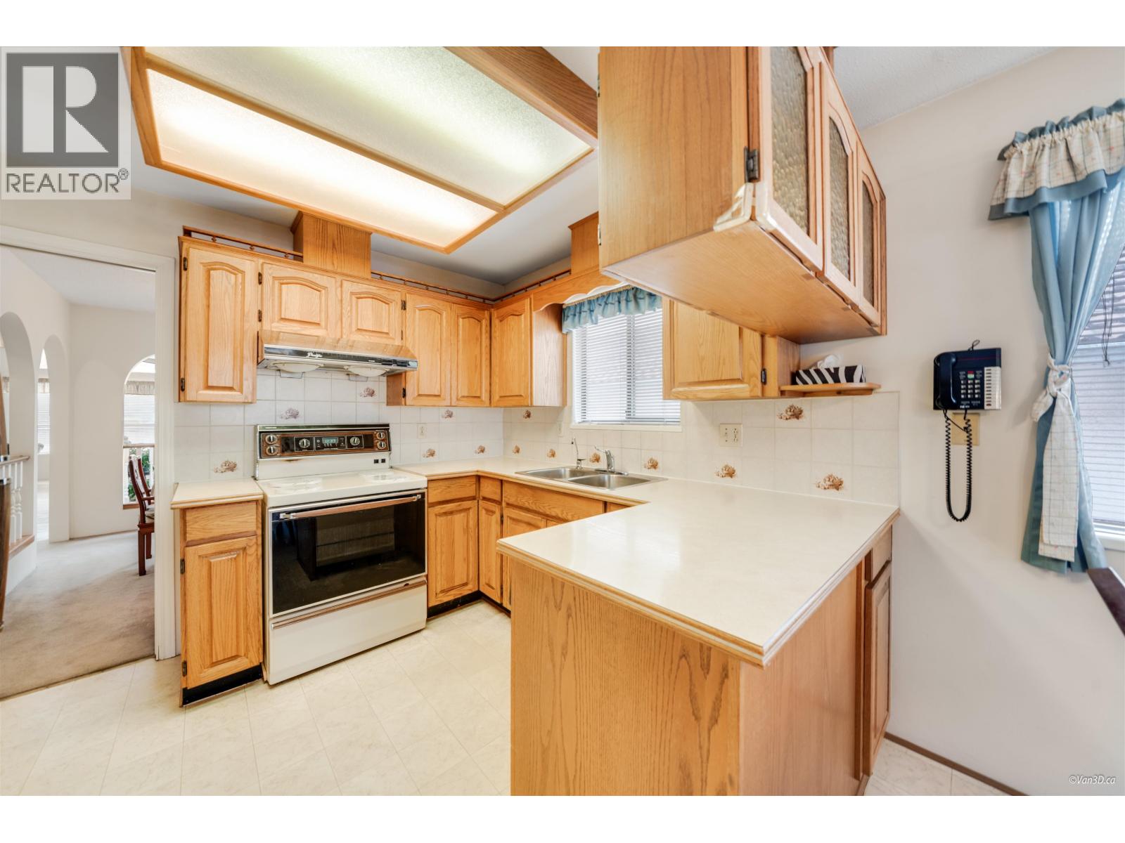 4737 Pender Street, Burnaby, British Columbia  V5C 2N4 - Photo 8 - R3074801