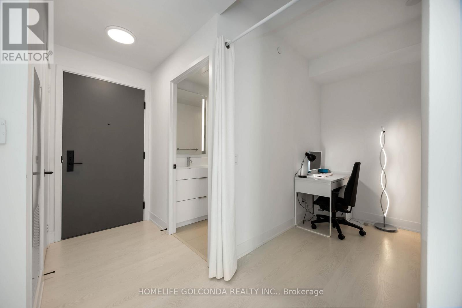 1703 - 308 Jarvis Street, Toronto, Ontario  M5B 0E3 - Photo 8 - C12647300