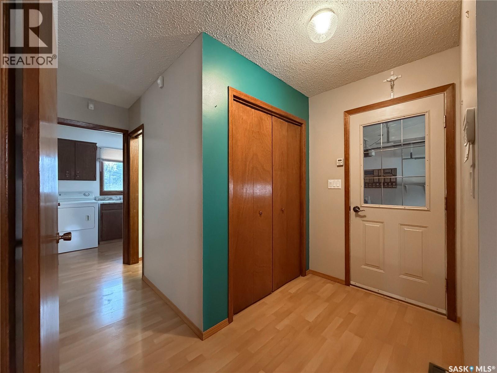 120 6th Street E, Ponteix, Saskatchewan  S0N 1Z0 - Photo 19 - SK025844