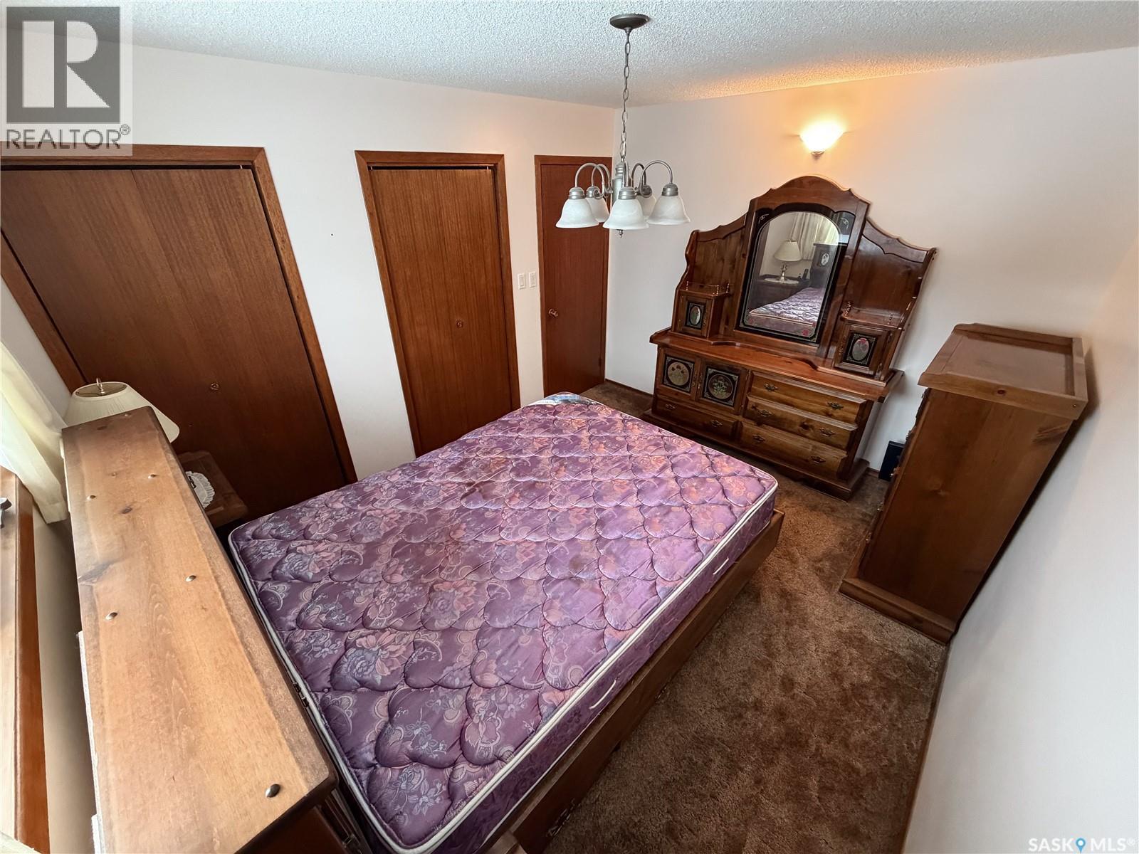 120 6th Street E, Ponteix, Saskatchewan  S0N 1Z0 - Photo 23 - SK025844