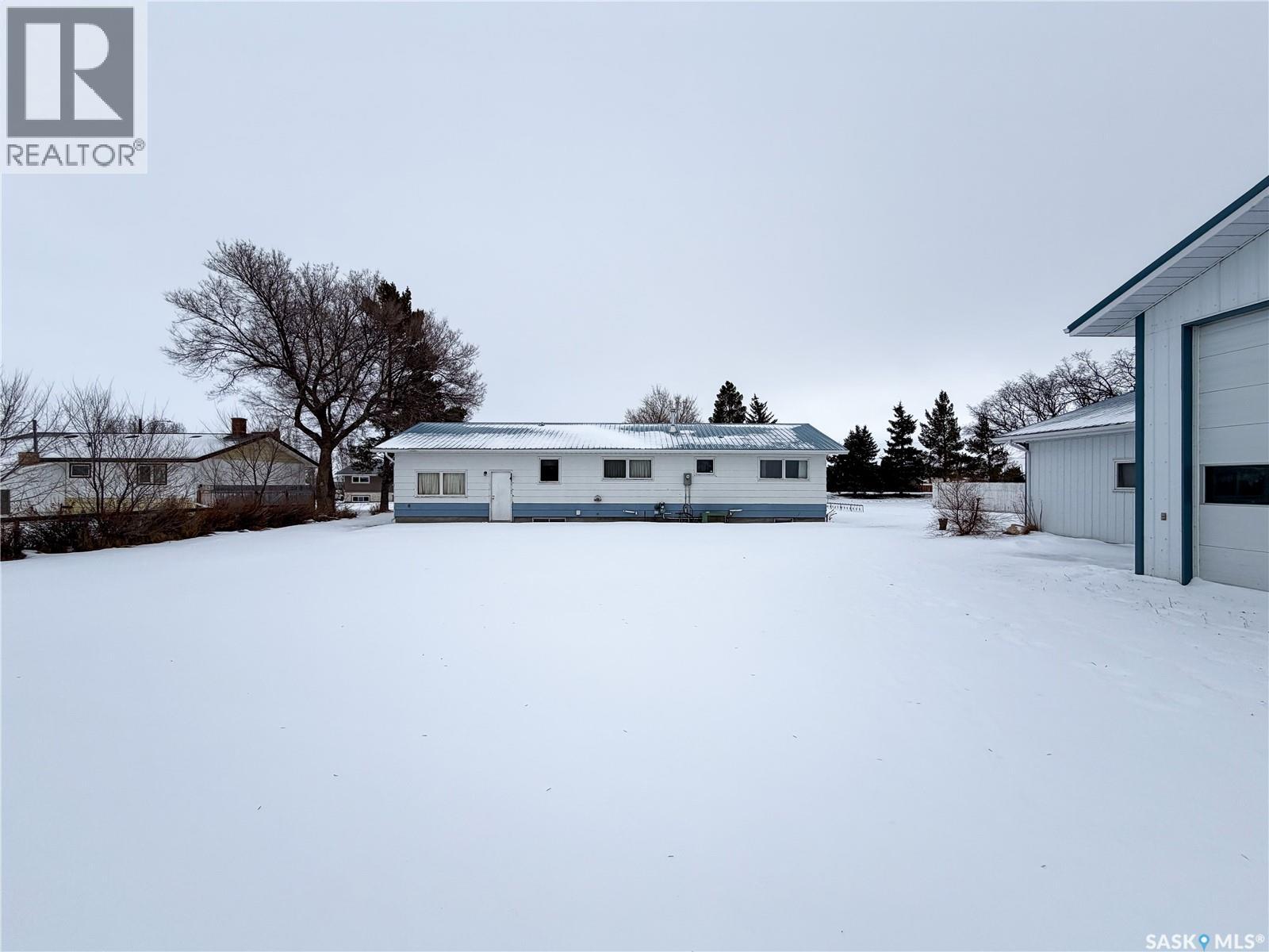 120 6th Street E, Ponteix, Saskatchewan  S0N 1Z0 - Photo 40 - SK025844