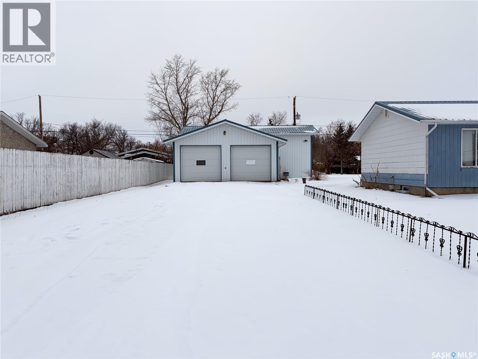 120 6th Street E, Ponteix, Saskatchewan  S0N 1Z0 - Photo 44 - SK025844