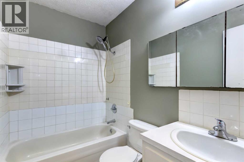 708 Sacramento Place Sw, Calgary, Alberta  T2W 0R5 - Photo 19 - A2273503