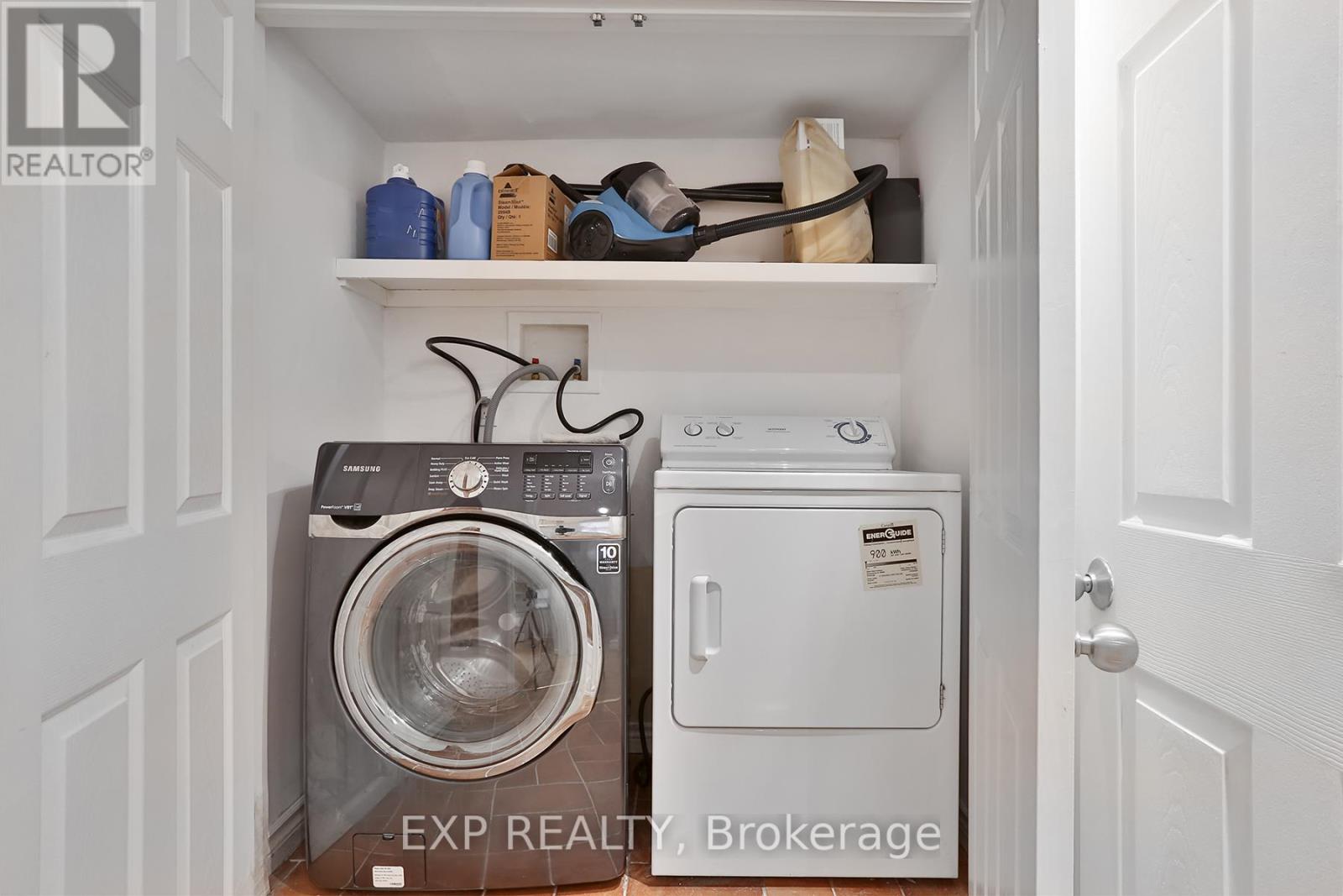 165 Carlson Drive, Newmarket, Ontario  L3Y 3H2 - Photo 42 - N12646030