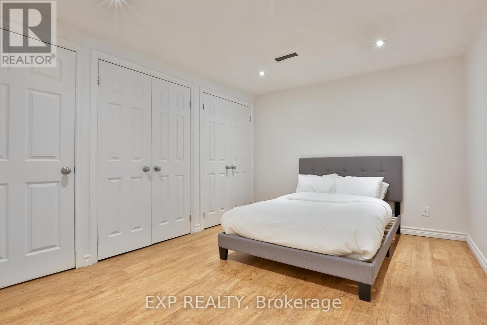 165 Carlson Drive, Newmarket, Ontario  L3Y 3H2 - Photo 43 - N12646030