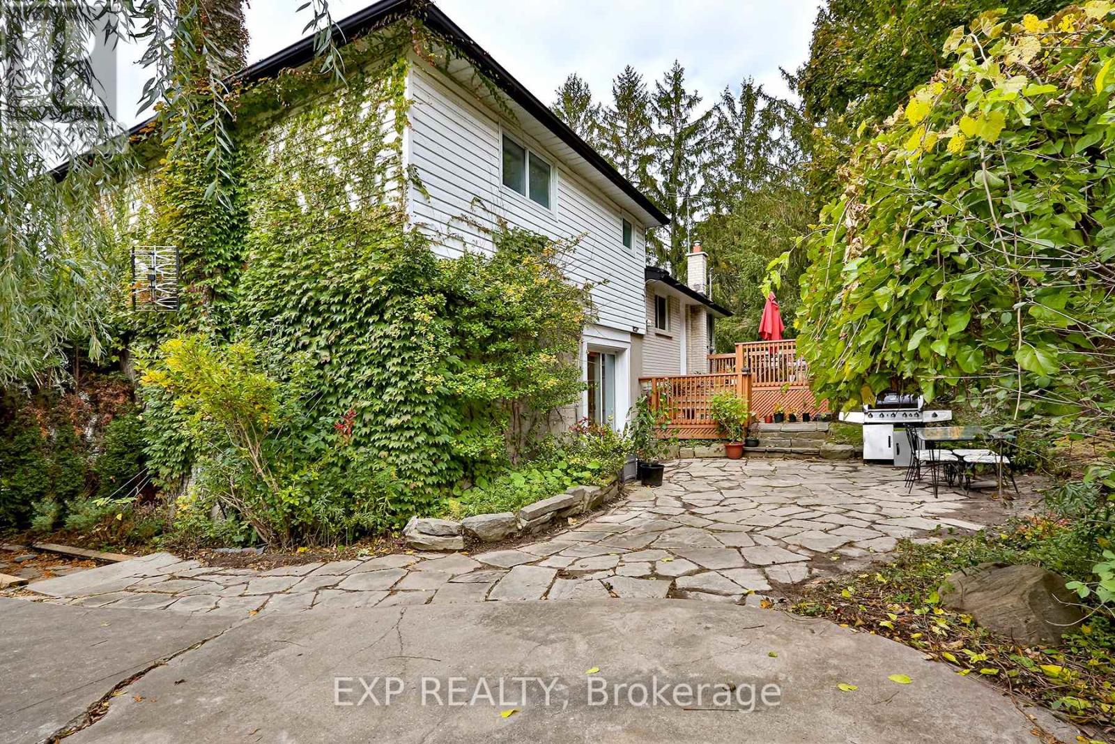 165 Carlson Drive, Newmarket, Ontario  L3Y 3H2 - Photo 48 - N12646030