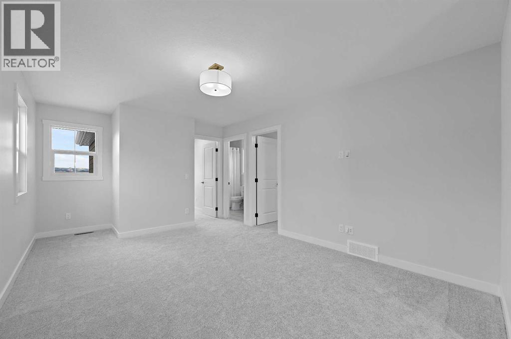 111 Fireside Street, Cochrane, Alberta  T3Z 2K5 - Photo 31 - A2272248