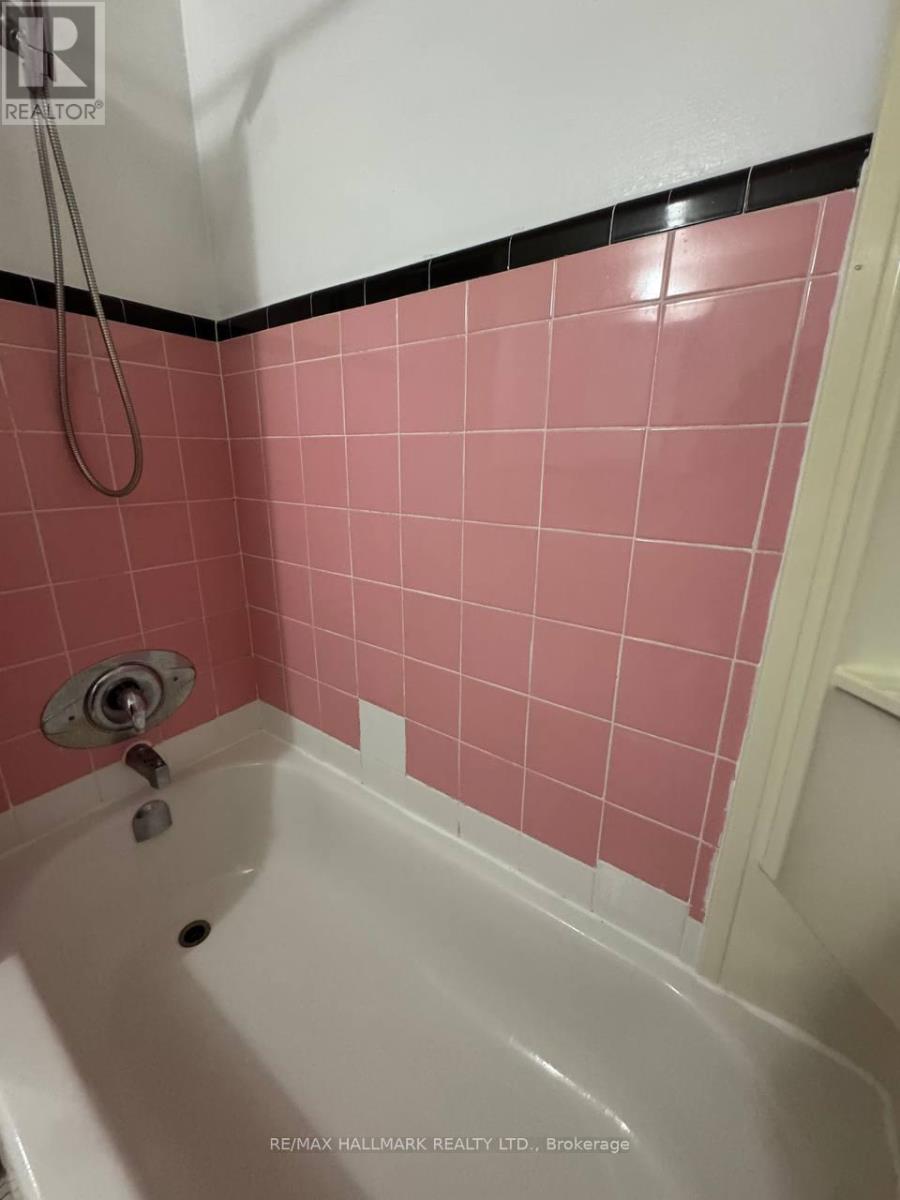 237 Pannahill Road, Toronto, Ontario  M3H 4N9 - Photo 15 - C12647328