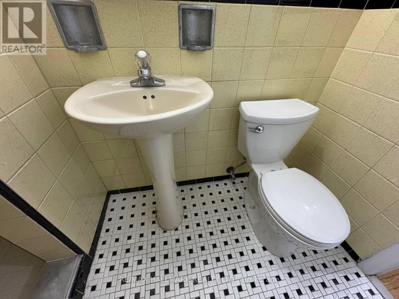 237 Pannahill Road, Toronto, Ontario  M3H 4N9 - Photo 20 - C12647328