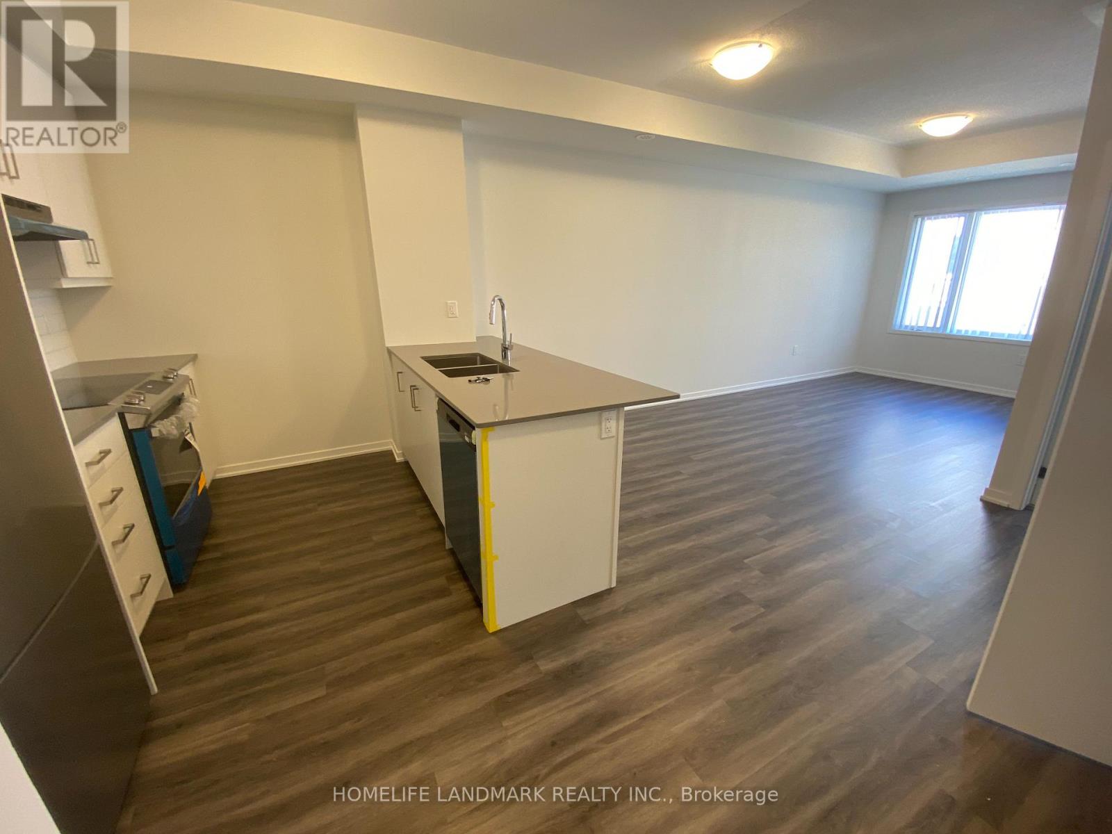 Th223 - 131 Honeycrisp Crescent, Vaughan, Ontario  L4K 0N7 - Photo 2 - N12647320