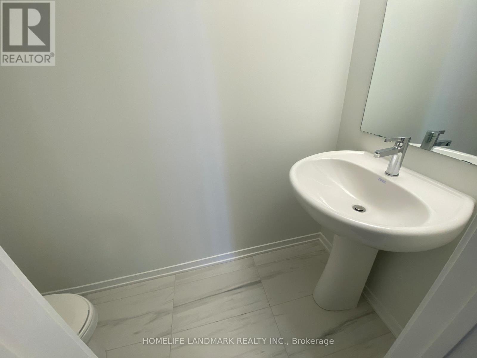 Th223 - 131 Honeycrisp Crescent, Vaughan, Ontario  L4K 0N7 - Photo 6 - N12647320