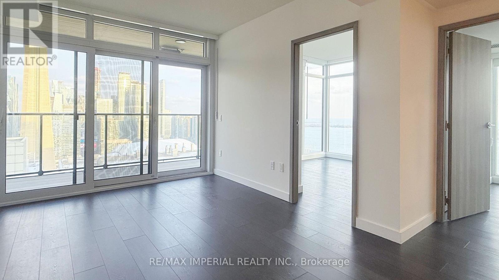 4005 - 1 Concord Cityplace Way, Toronto, Ontario  M5V 0X3 - Photo 8 - C12635608