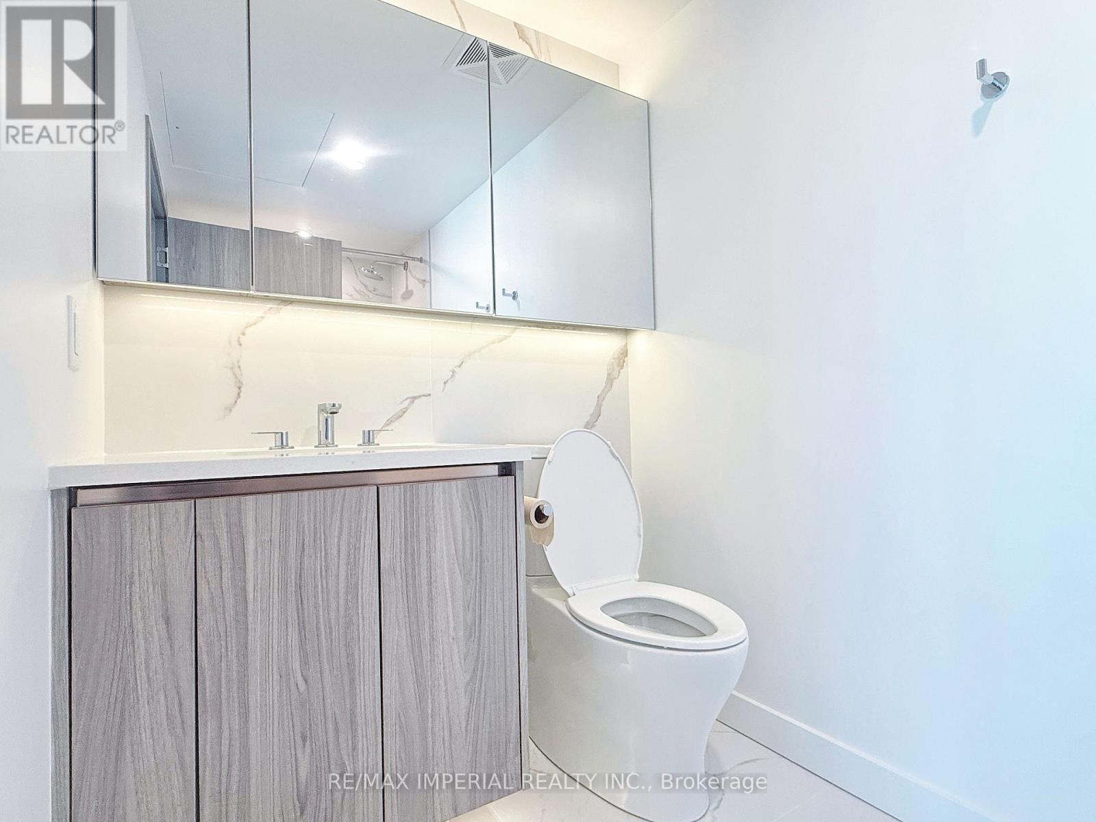 4005 - 1 Concord Cityplace Way, Toronto, Ontario  M5V 0X3 - Photo 18 - C12635608