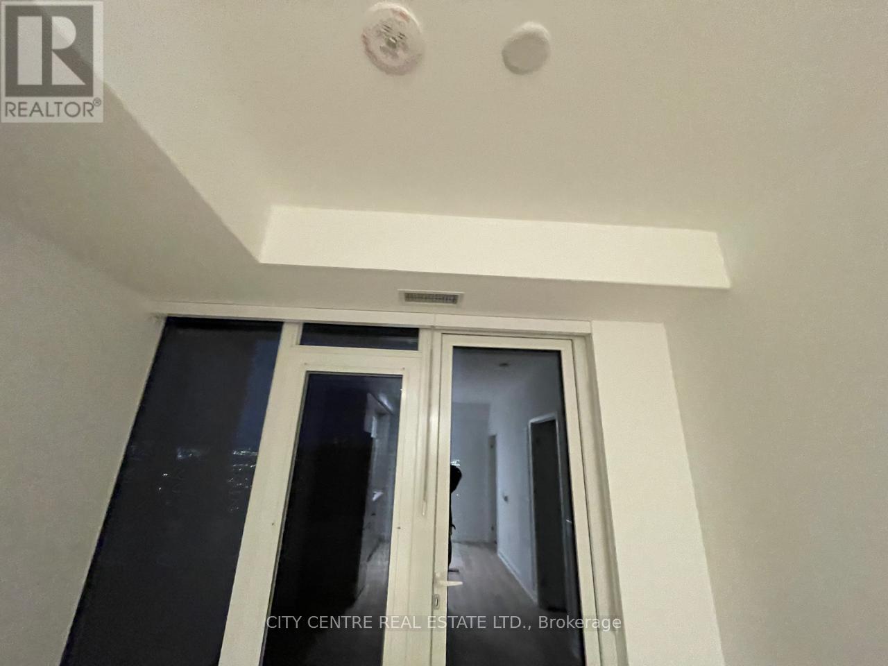 4012 - 395 Square One Drive, Mississauga, Ontario  L5B 0P6 - Photo 33 - W12647326