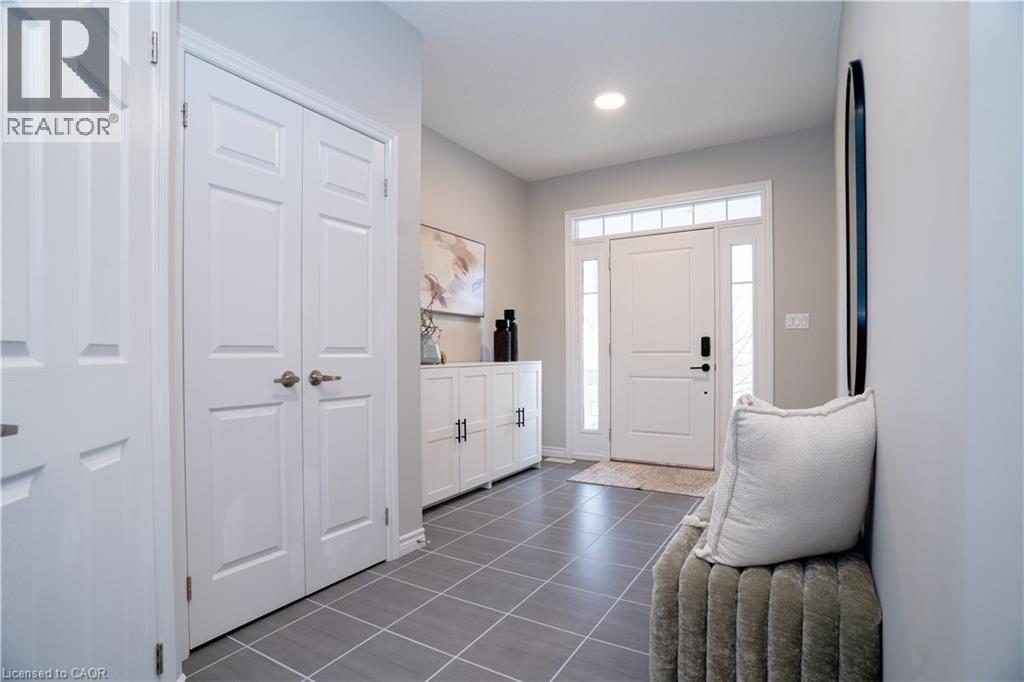 709 Rock Elm Street, Waterloo, Ontario  N2V 0C3 - Photo 4 - 40794899