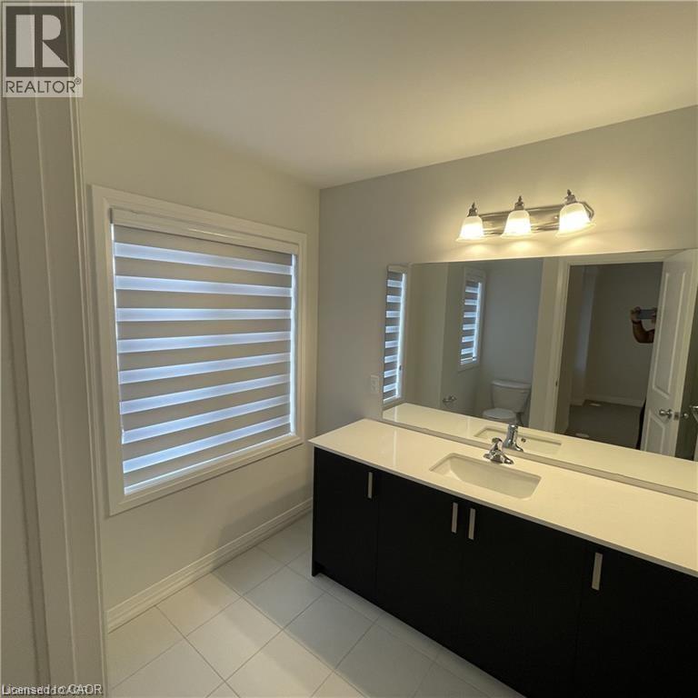 155 Equestrian Way Unit# 48, Cambridge, Ontario  N3E 0E8 - Photo 12 - 40794751