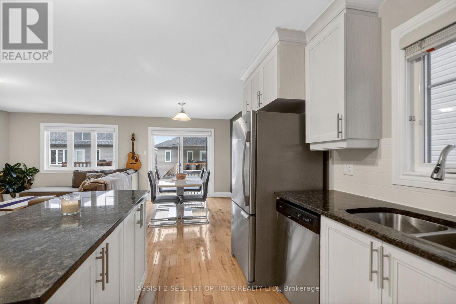 355 Twilight Avenue, Russell, Ontario  K4R 0E3 - Photo 13 - X12647336