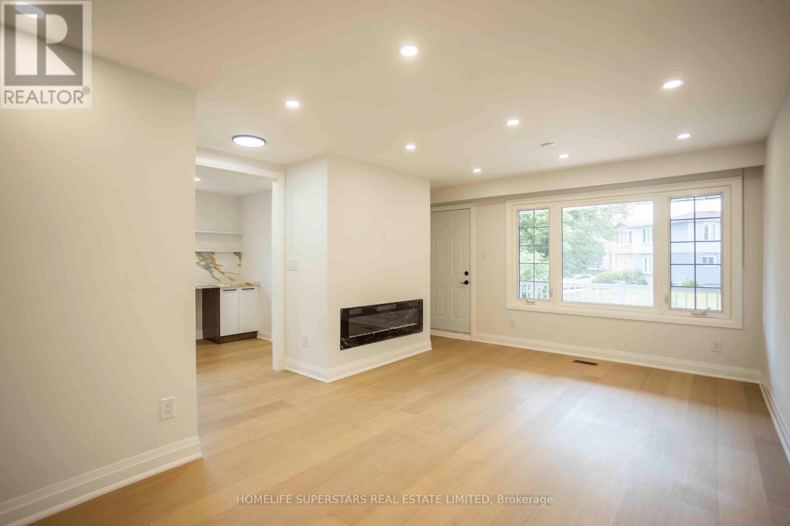 Upper - 15 Shademaster Court, Toronto, Ontario  M1B 1Y5 - Photo 9 - E12647358