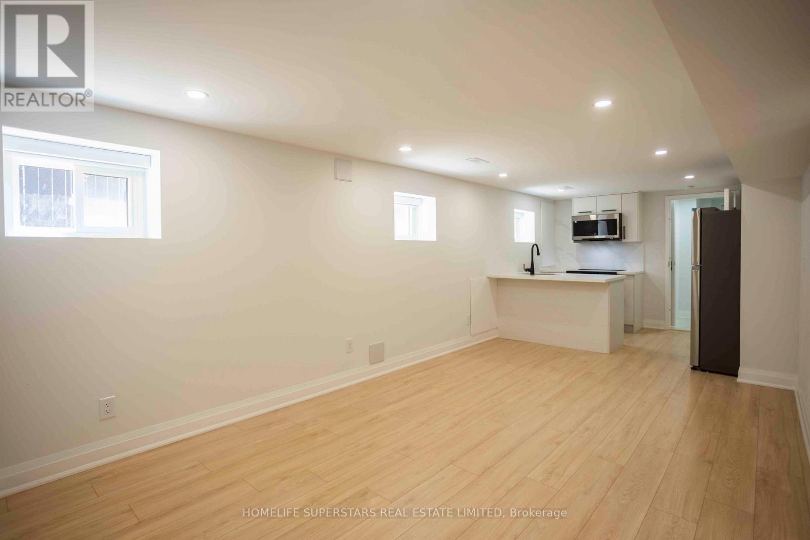 Lower - 15 Shademaster Court, Toronto, Ontario  M1B 1Y5 - Photo 8 - E12647360