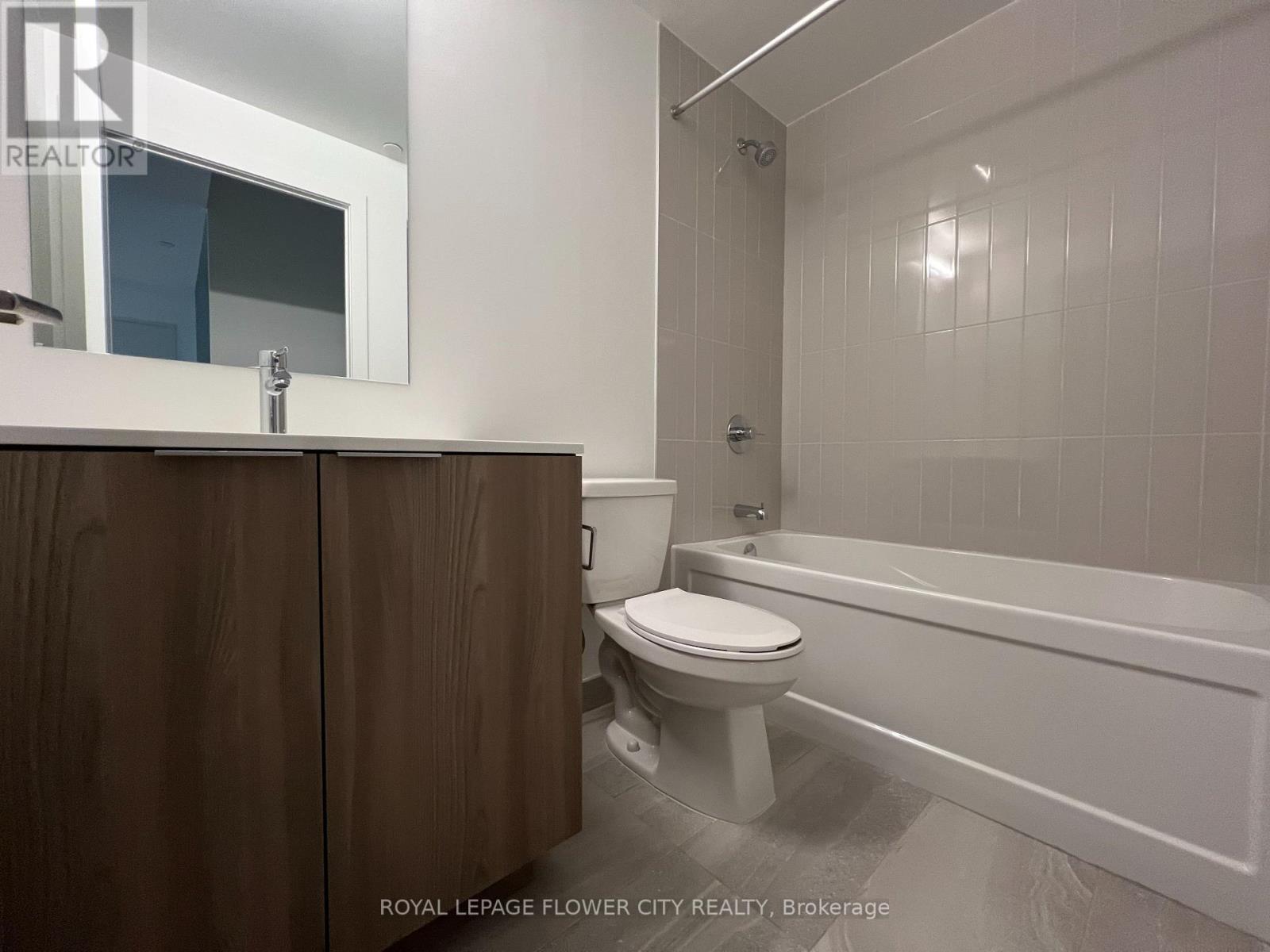 724 - 15 Skyridge Drive, Brampton, Ontario  L6P 4S3 - Photo 10 - W12646926