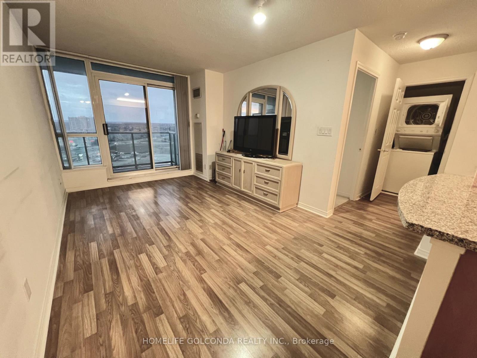 4850 Glen Erin Drive, Mississauga, Ontario  L5M 7S1 - Photo 3 - W12647356