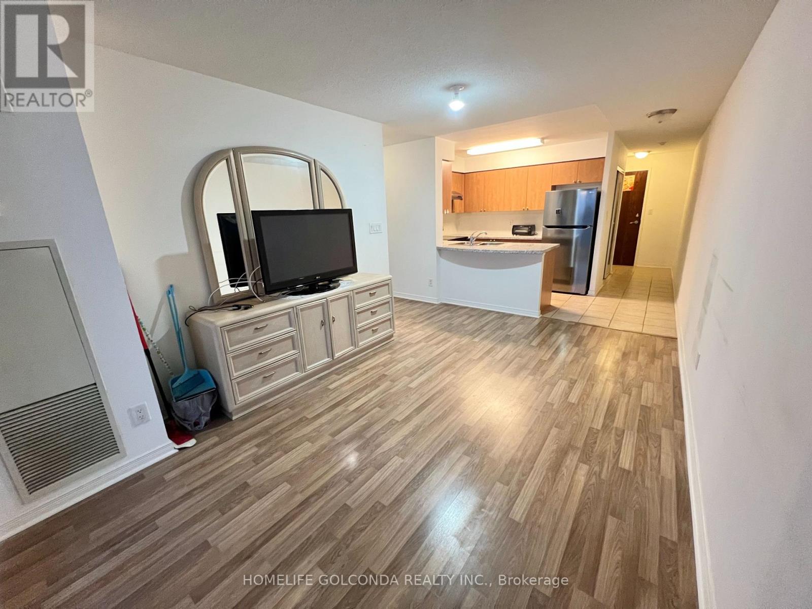 4850 Glen Erin Drive, Mississauga, Ontario  L5M 7S1 - Photo 4 - W12647356