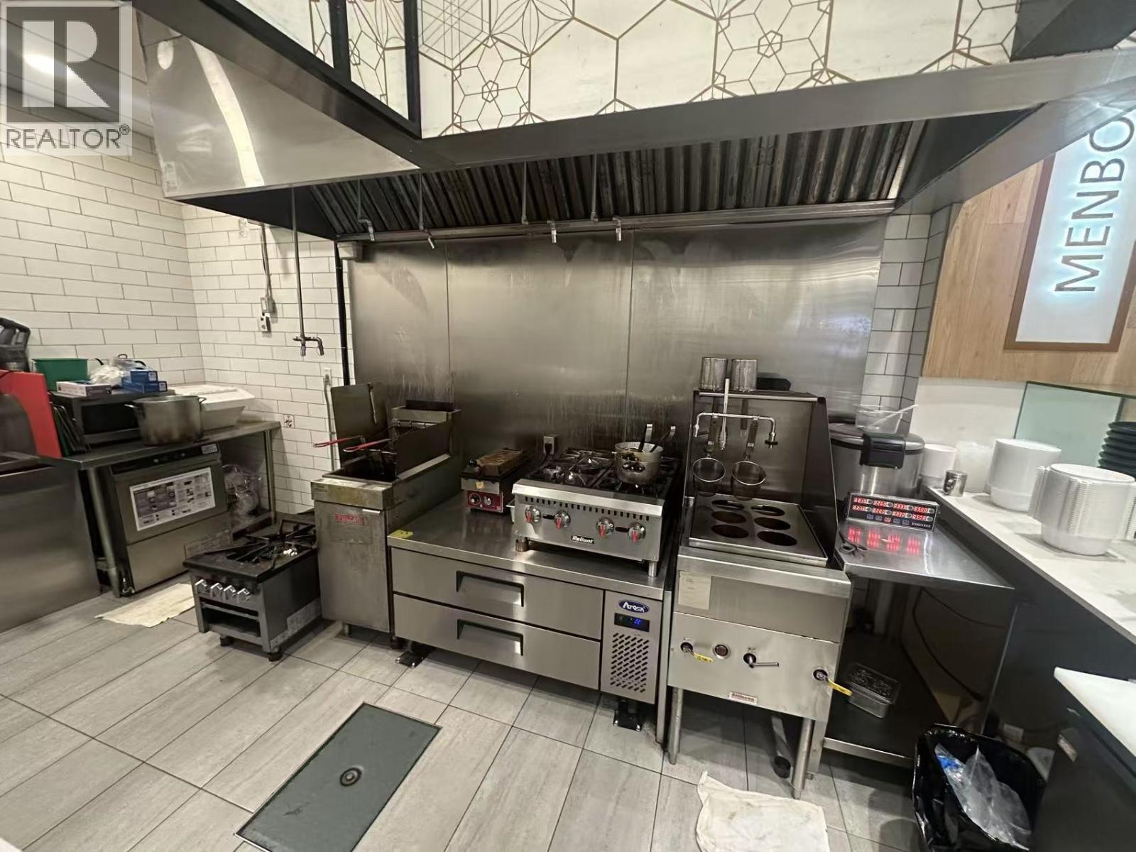 2440 2929 Barnet Highway, Coquitlam, British Columbia  V3B 5R5 - Photo 2 - C8074717