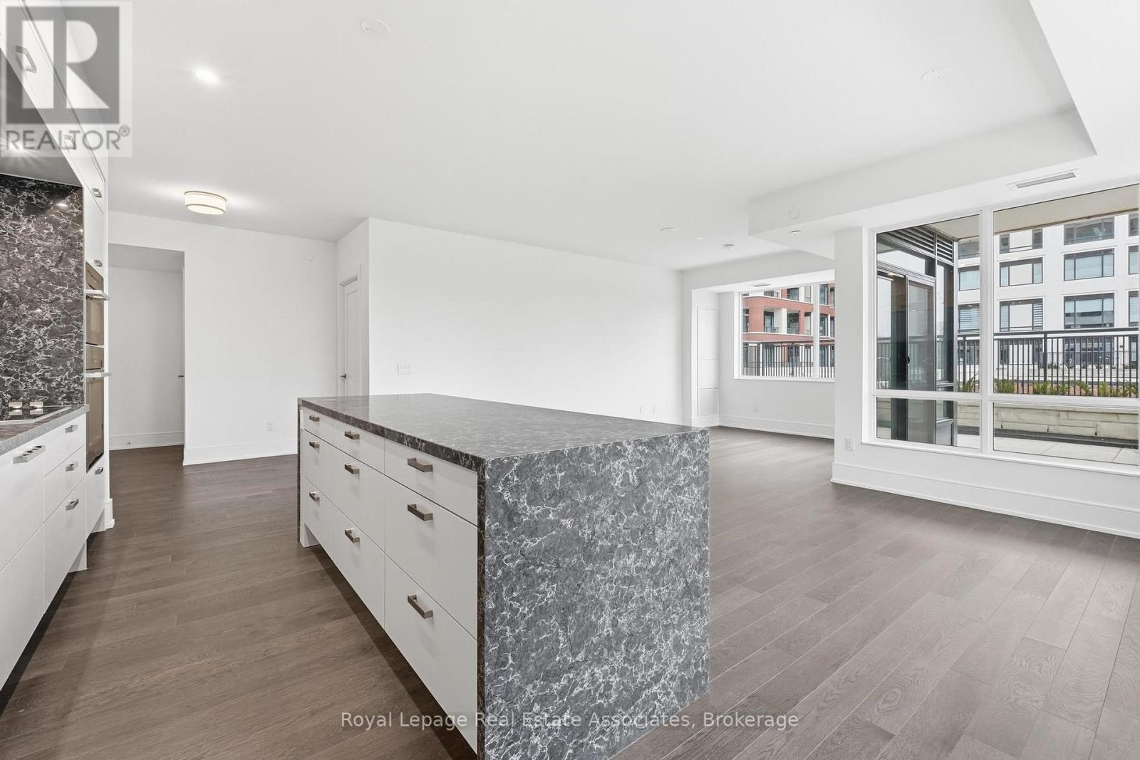 205 - 259 The Kingsway, Toronto, Ontario  M9A 0G2 - Photo 10 - W12647364