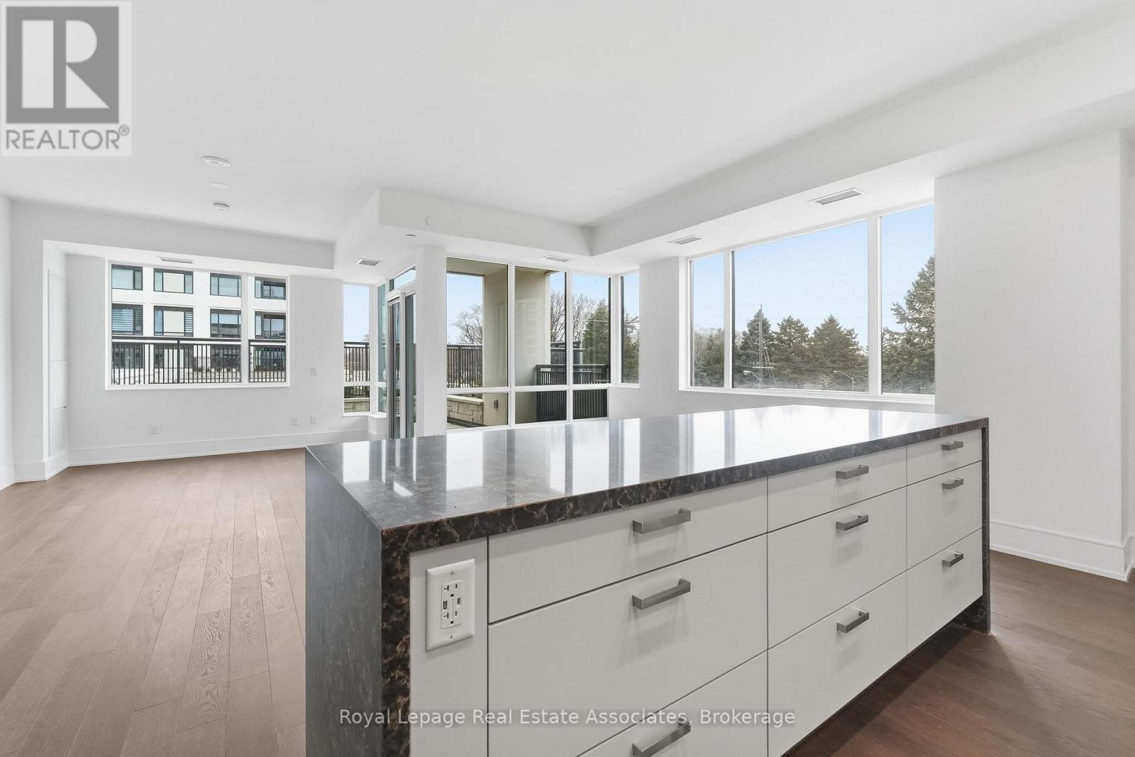 205 - 259 The Kingsway, Toronto, Ontario  M9A 0G2 - Photo 16 - W12647364