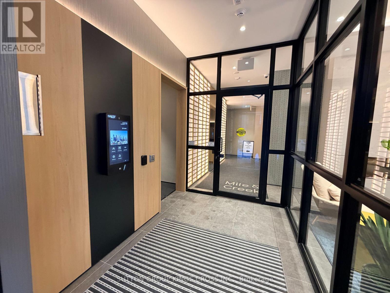 103 - 720 Whitlock Avenue, Milton, Ontario  L9E 2B5 - Photo 3 - W12647366