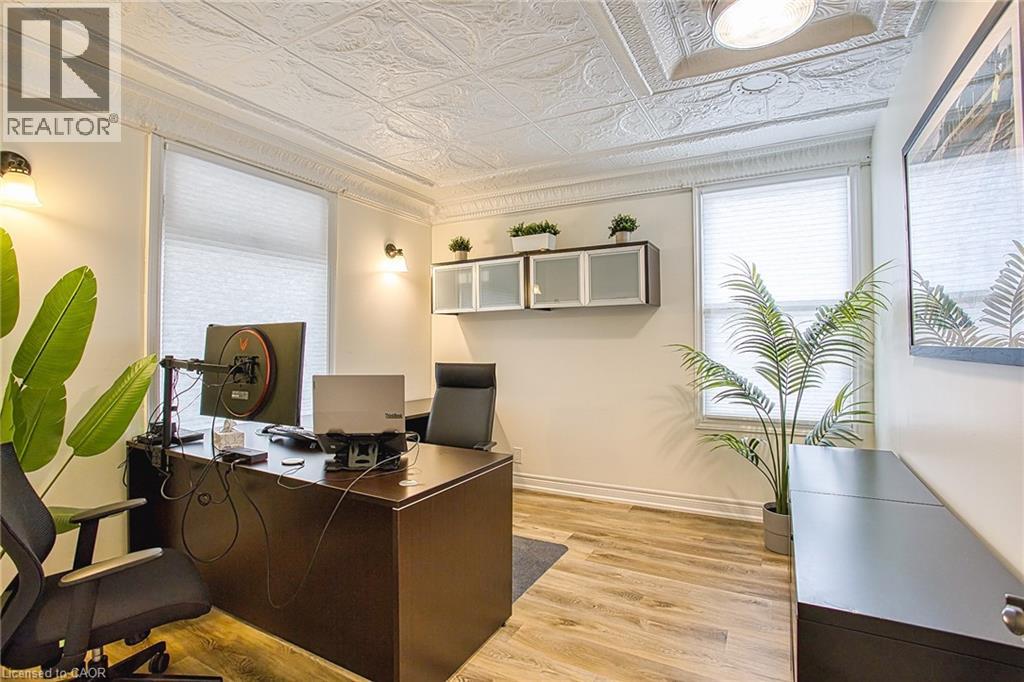 42 Ontario Street, Grimsby, Ontario  L3M 3H1 - Photo 10 - 40771502