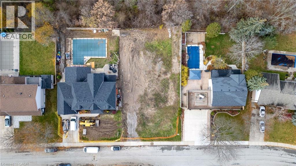 156 Country Club Drive, Hamilton, Ontario  L8K 5W2 - Photo 3 - 40790808