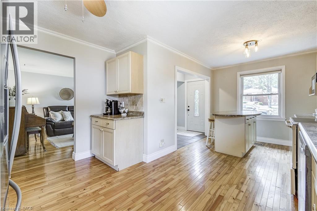 1216 De Quincy Crescent, Burlington, Ontario  L7P 1E1 - Photo 14 - 40792497