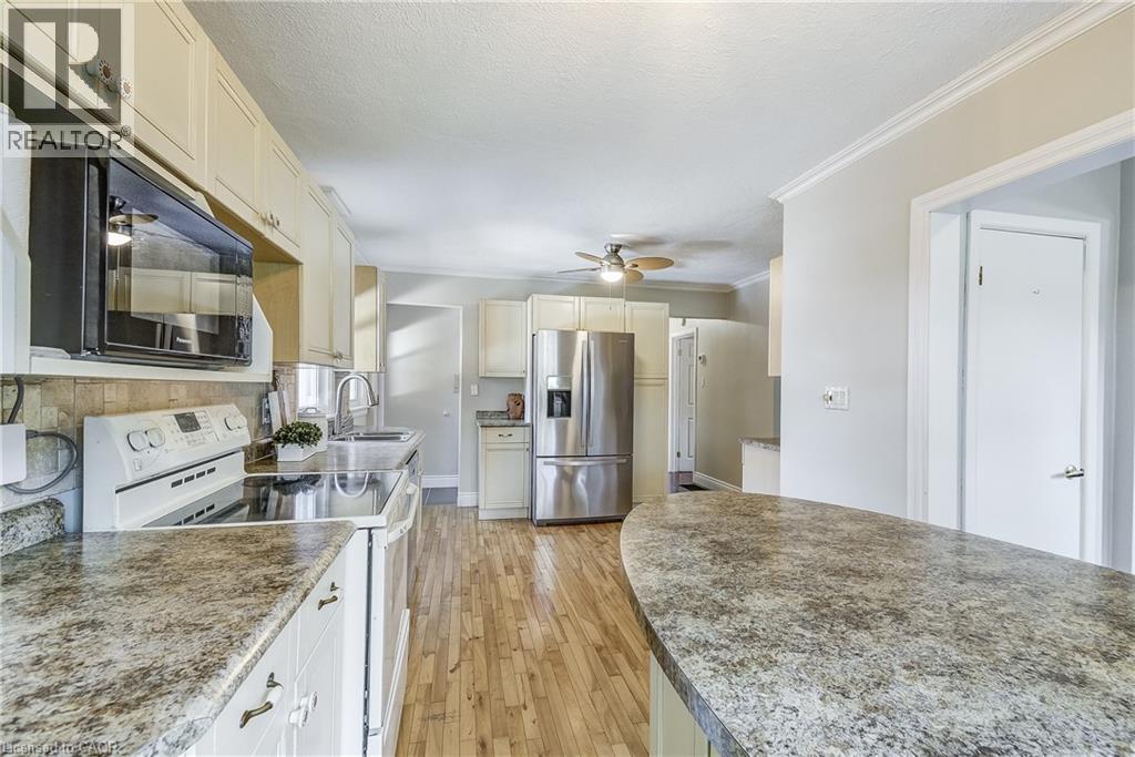 1216 De Quincy Crescent, Burlington, Ontario  L7P 1E1 - Photo 18 - 40792497