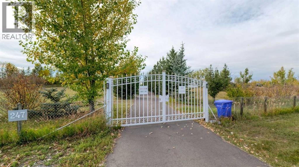 247 Shore Drive, Rural Rocky View County, Alberta  T2M 4L5 - Photo 8 - A2262909