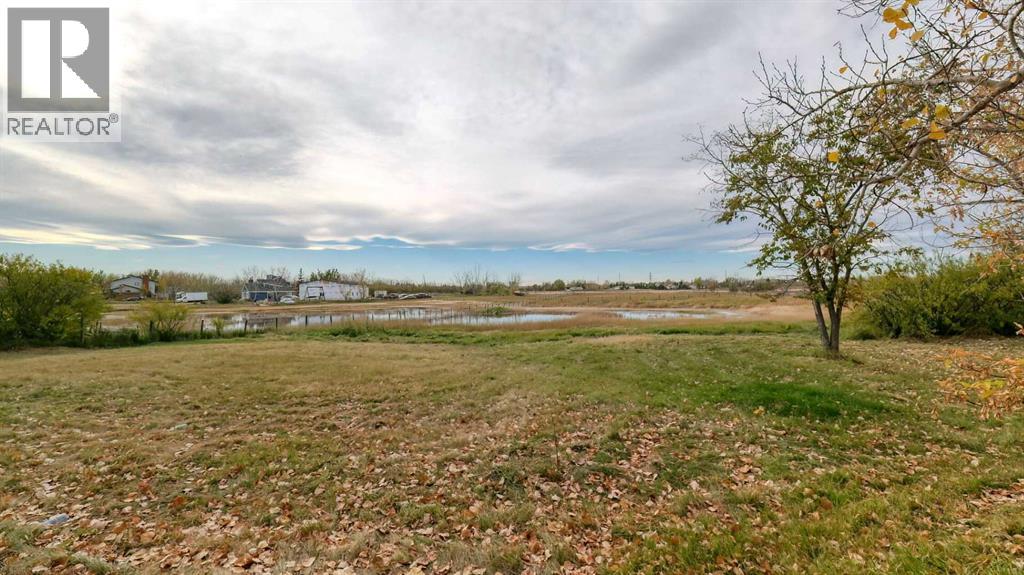 247 Shore Drive, Rural Rocky View County, Alberta  T2M 4L5 - Photo 27 - A2262909