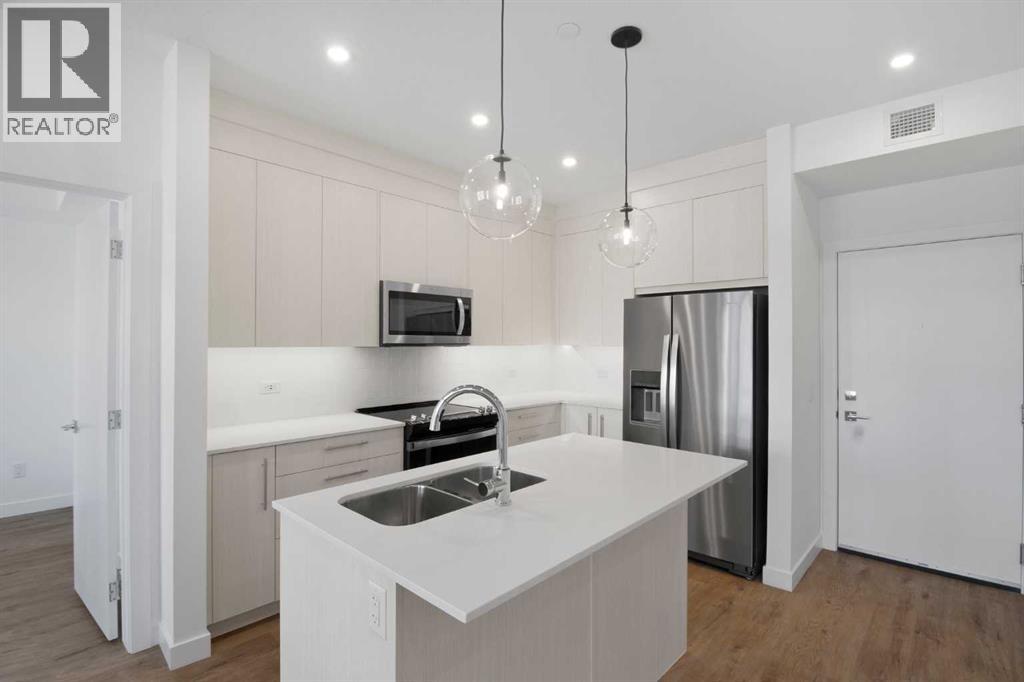 3212, 6 Merganser Drive, Chestermere, Alberta  T1X 2Y2 - Photo 3 - A2275964