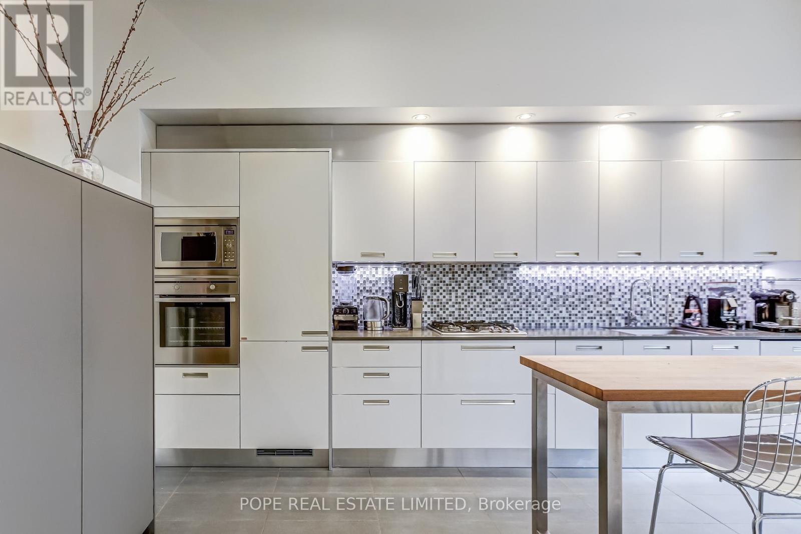 9a Gilead Place, Toronto, Ontario  M5A 3C8 - Photo 3 - C12647378