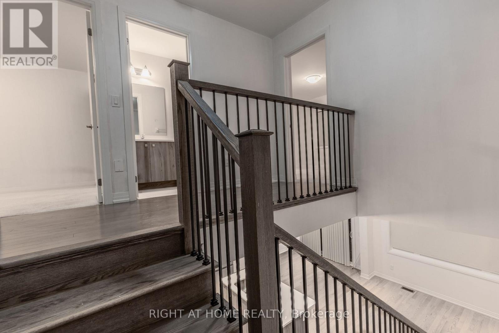 110 Yale Drive, Hamilton, Ontario  L0R 1W0 - Photo 18 - X12460074