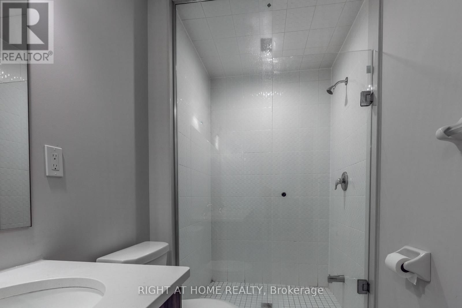 110 Yale Drive, Hamilton, Ontario  L0R 1W0 - Photo 24 - X12460074