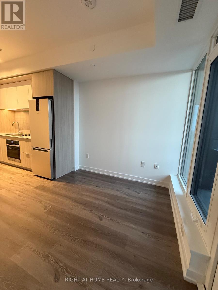 3912 - 395 Square One Drive, Mississauga, Ontario  L5B 0P6 - Photo 16 - W12647400