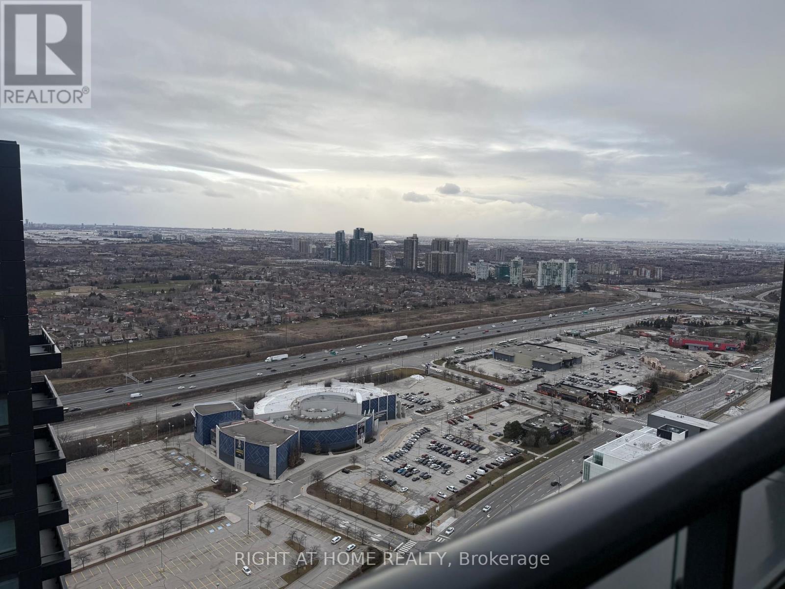 3912 - 395 Square One Drive, Mississauga, Ontario  L5B 0P6 - Photo 23 - W12647400