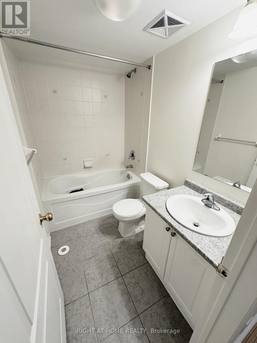 74 - 3250 Bentley Drive, Mississauga, Ontario  L5M 0P7 - Photo 9 - W12647412