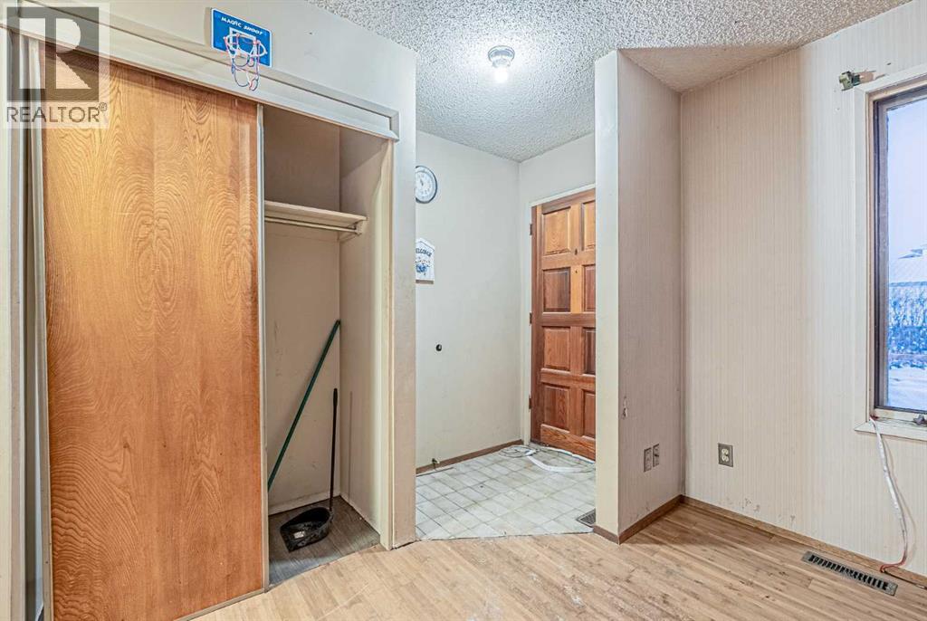 171 Castlebrook Rise Ne, Calgary, Alberta  T3J 1Y3 - Photo 2 - A2274015