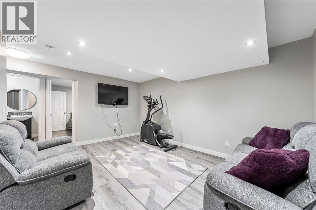 84 Cimarron Grove Close, Okotoks, Alberta  T1S 0H5 - Photo 24 - A2275647