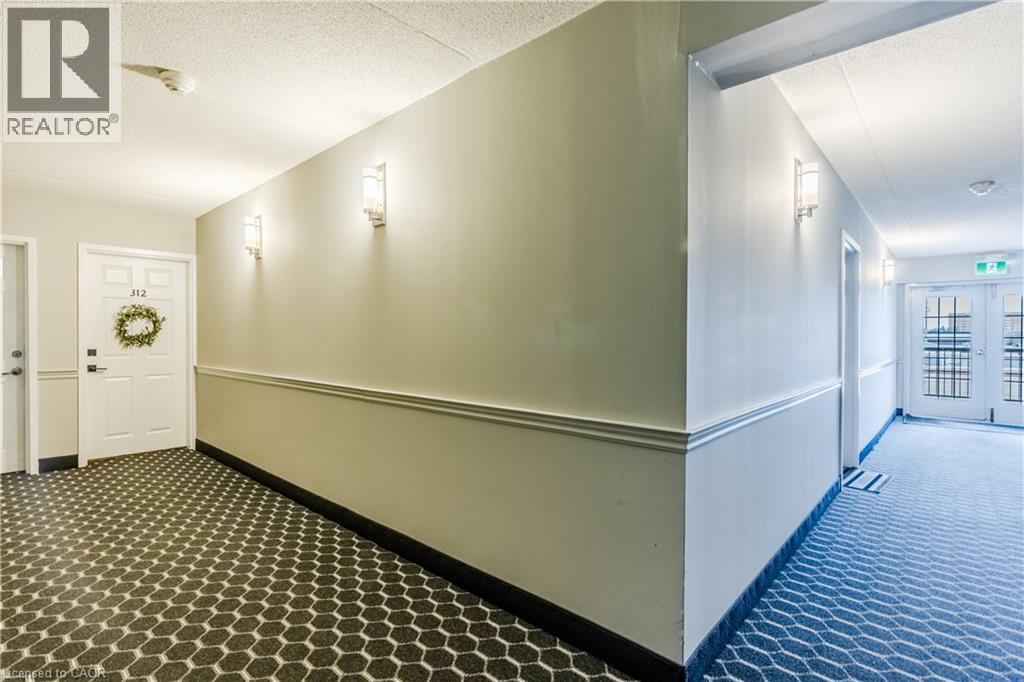 1830 Walkers Line Unit# 311, Burlington, Ontario  L7M 4V5 - Photo 2 - 40794194